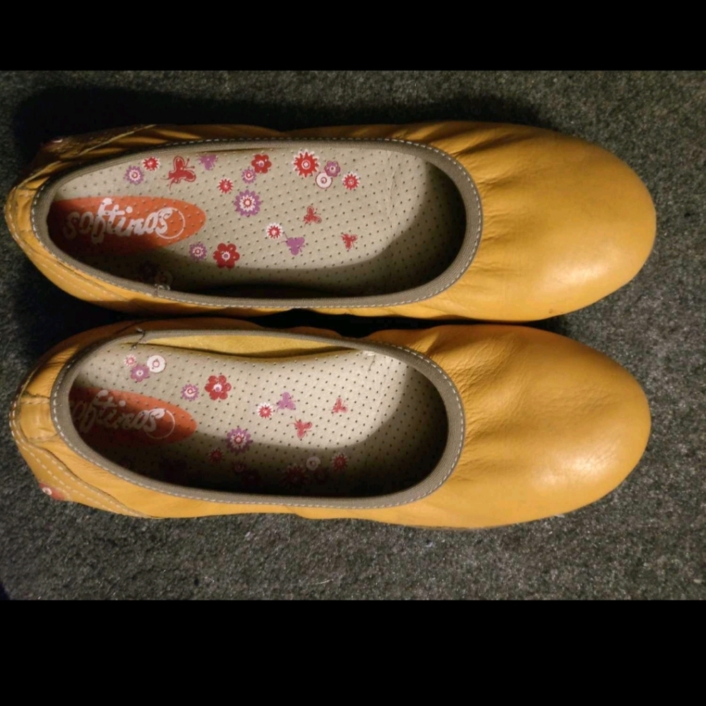 Softinos Leather Flexible Ballerina Shoes 36